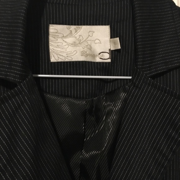 Dynamite Striped Blazer - Picture 6 of 11